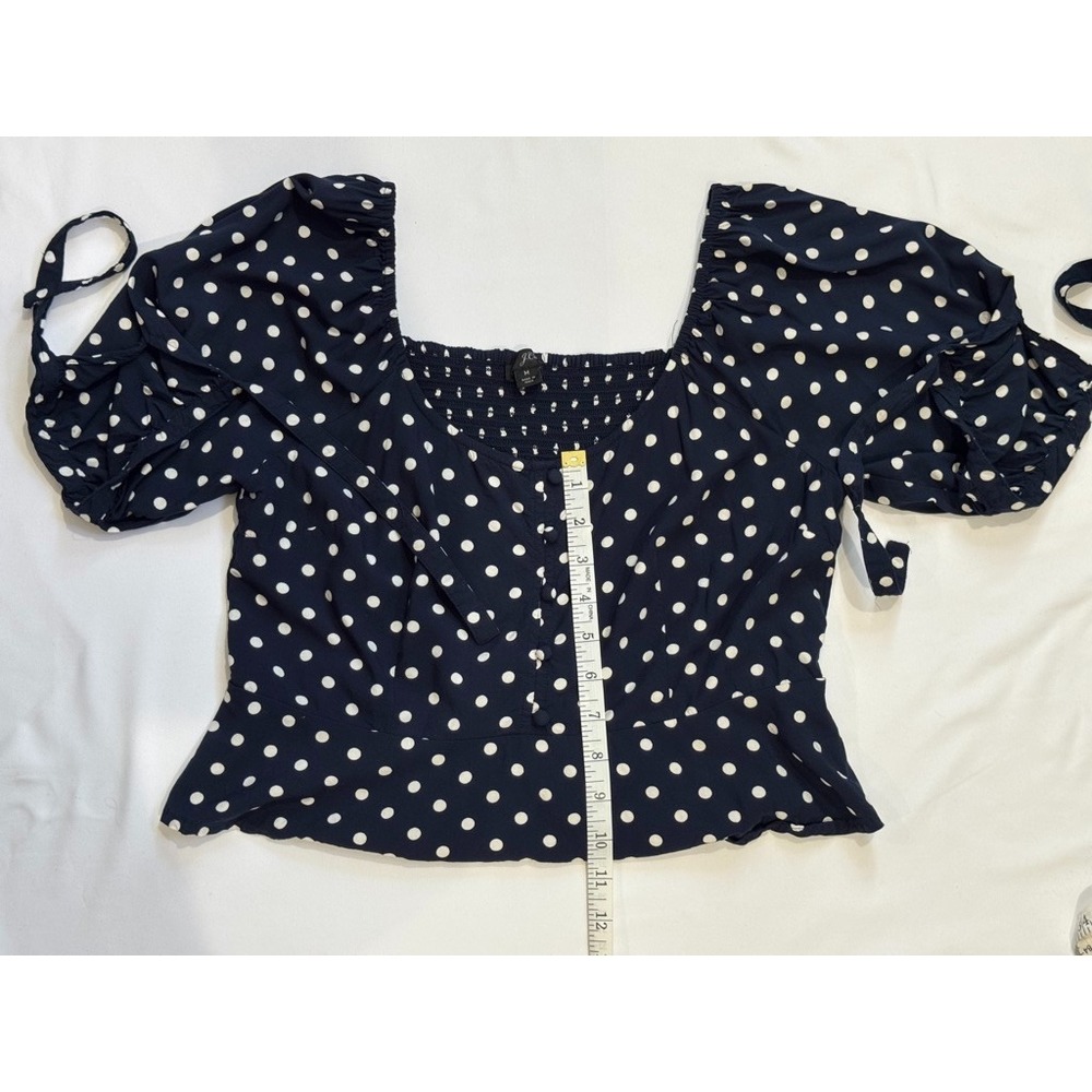 J. Crew Cropped Polka Dot Top M Blue Babydoll Preppy Off Shoulder Retro Modern - Picture 6 of 8